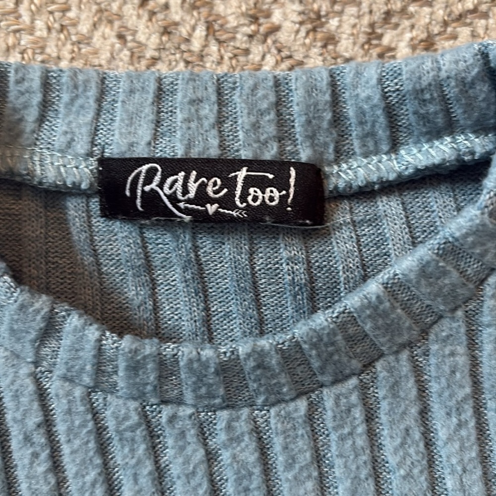 Rare Too! Ruffled Ribbed Knit Set in Blue - Picture 3 of 4